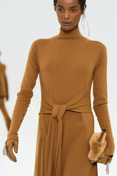 Look 5